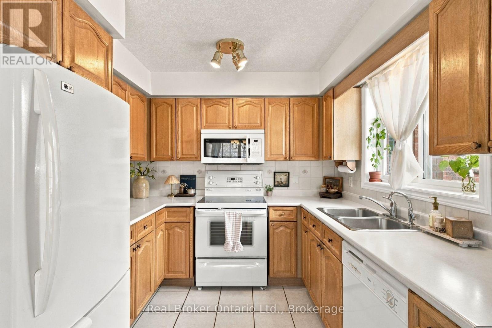 42 Fletcher Court Property Photo 16