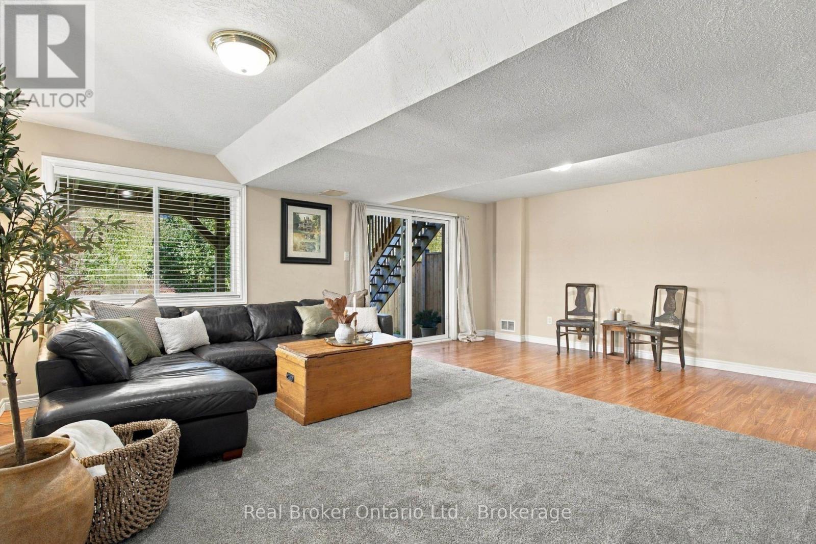 42 Fletcher Court Property Photo 28