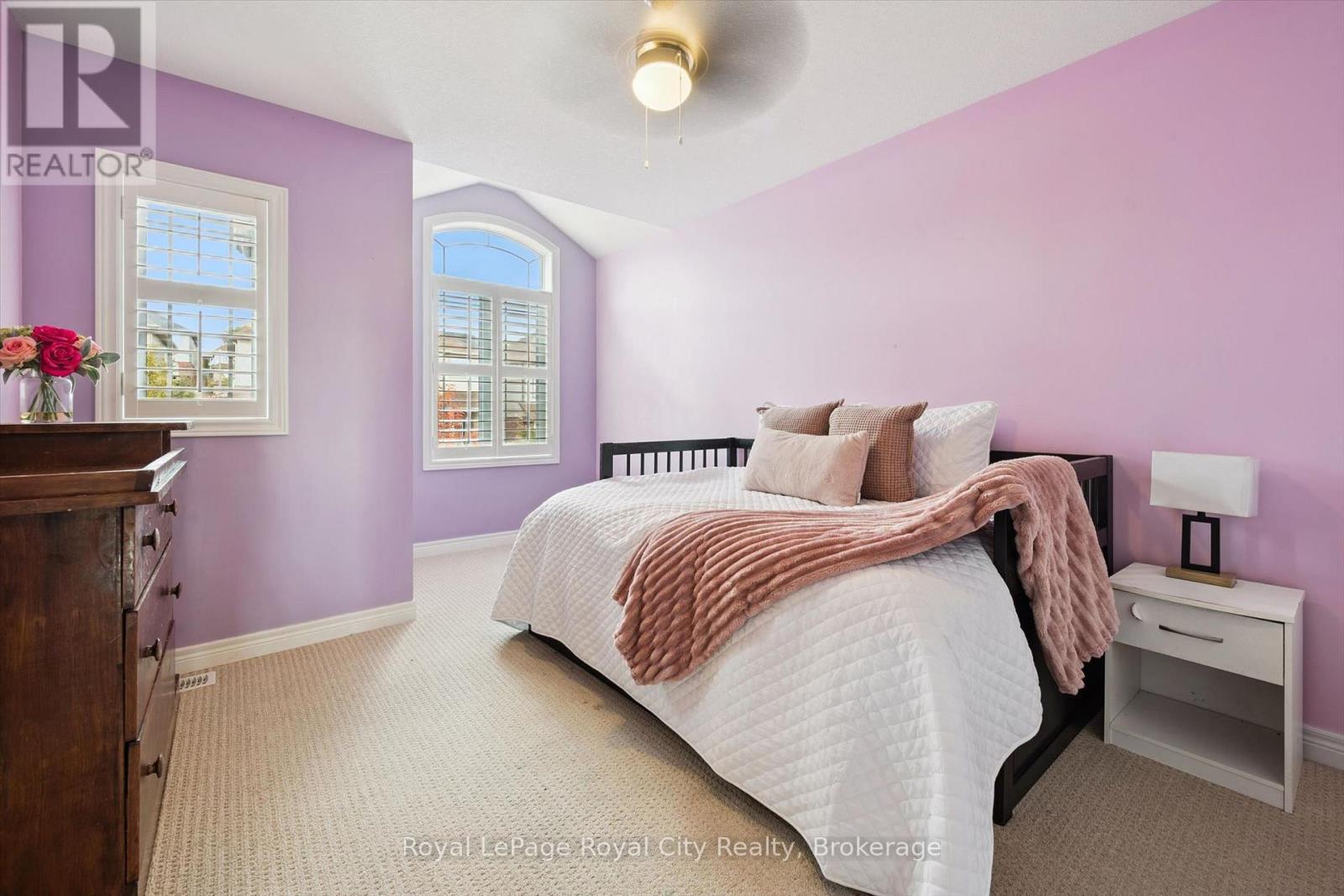 36 Oakes Crescent Property Photo 21