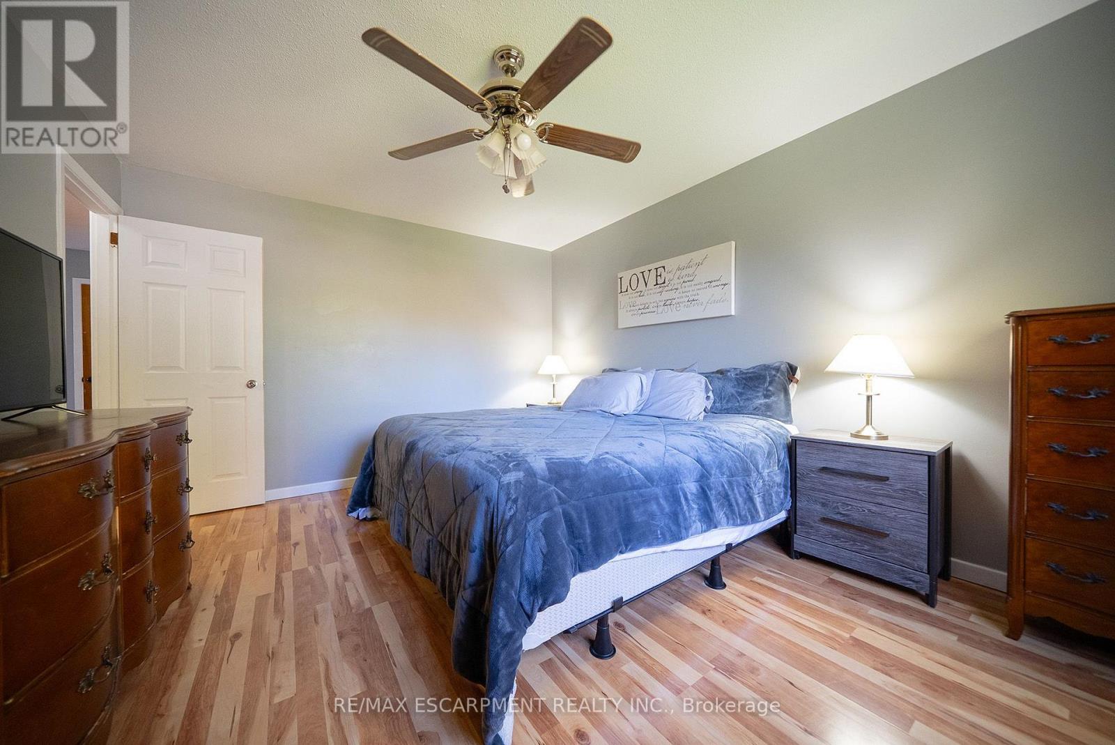 30 Lida Street Property Photo 17
