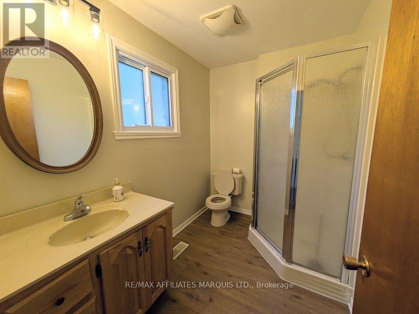 6803 St. Louis Point Road Property Photo 8