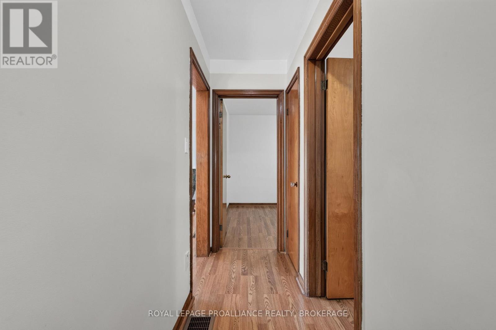 9 Henry Crescent Property Photo 11