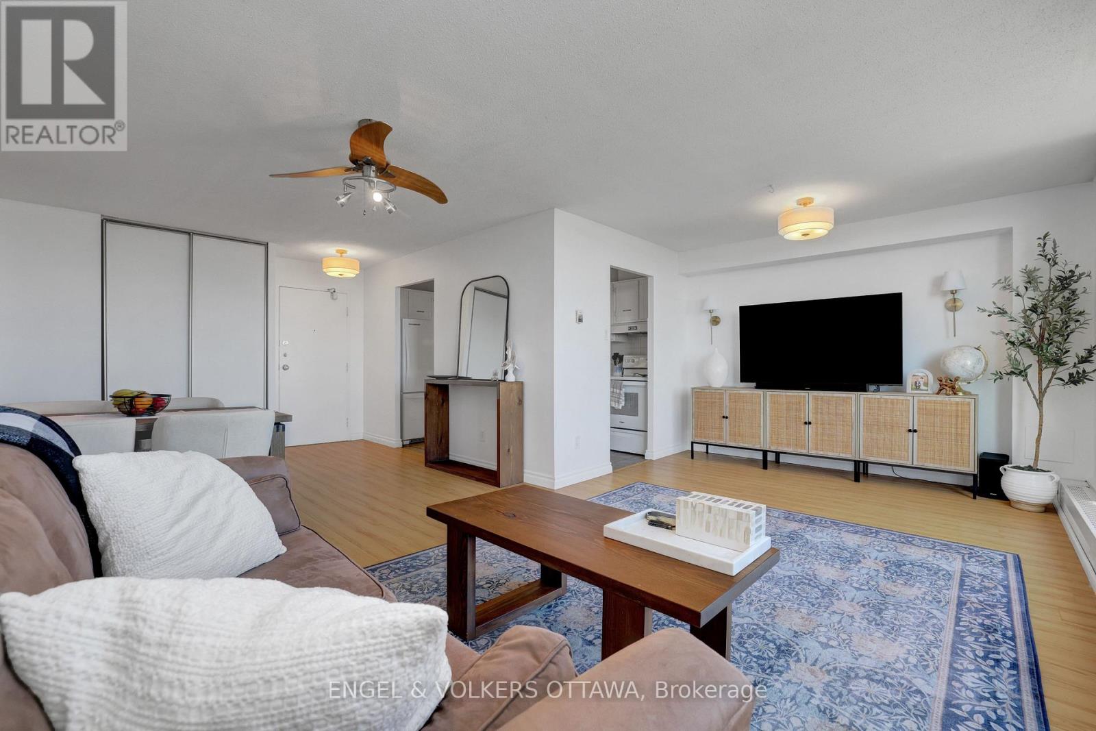 2111 - 665 Bathgate Drive Property Photo 6
