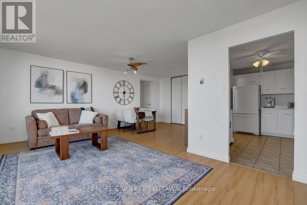 2111 - 665 Bathgate Drive Property Photo 7