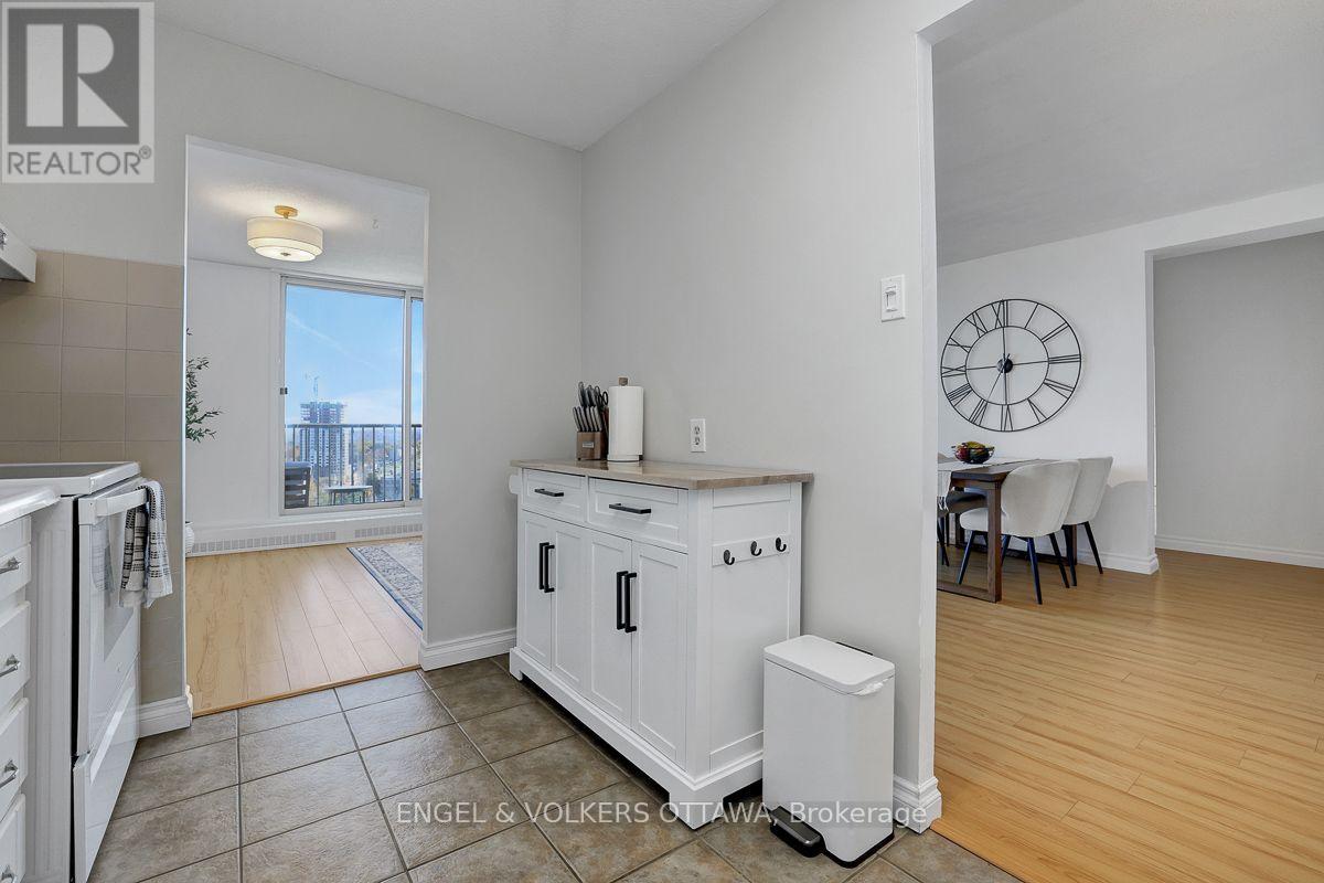 2111 - 665 Bathgate Drive Property Photo 9