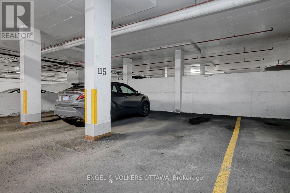 2111 - 665 Bathgate Drive Property Photo 32