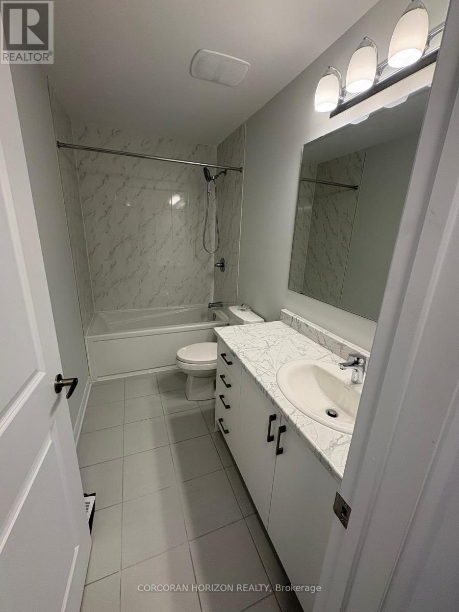 23 - 1001 Glenroy Gilbert Drive Property Photo 16
