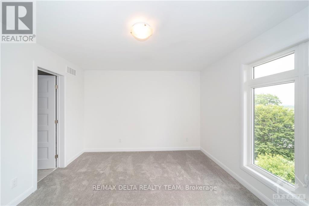 565 Halo Private Property Photo 17