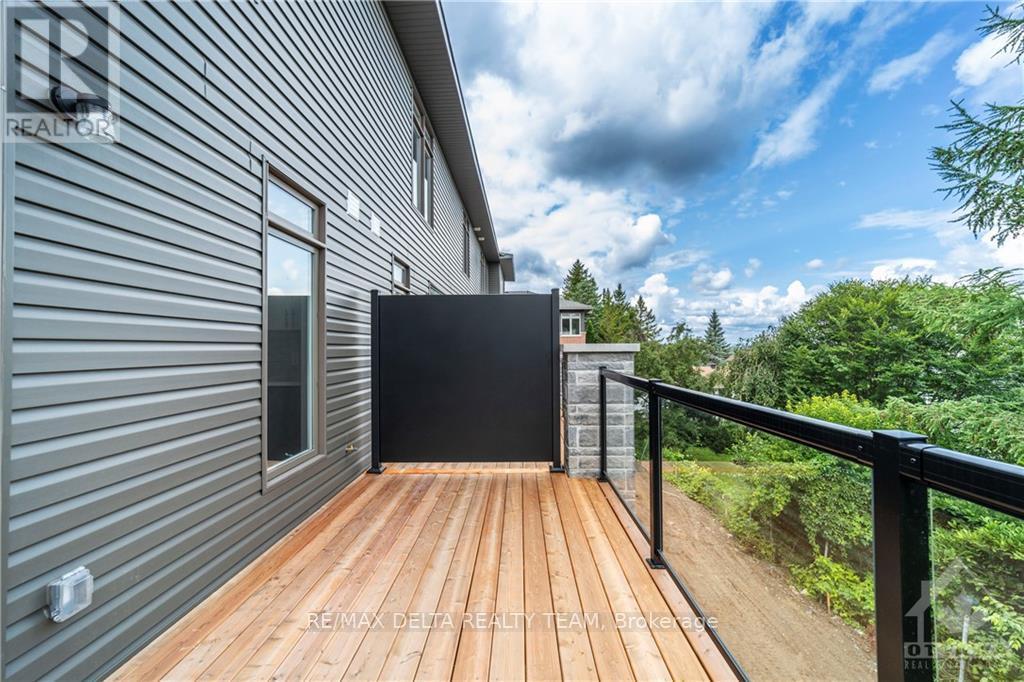 565 Halo Private Property Photo 25