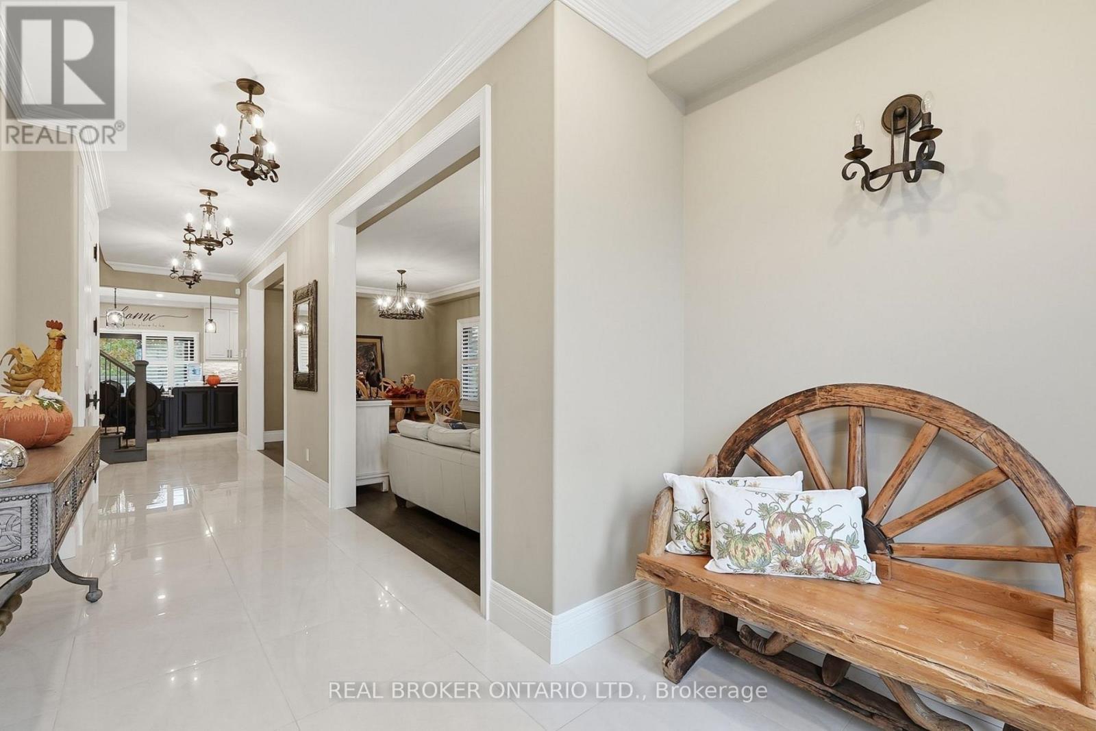 916 Foxbrook Court Property Photo 8