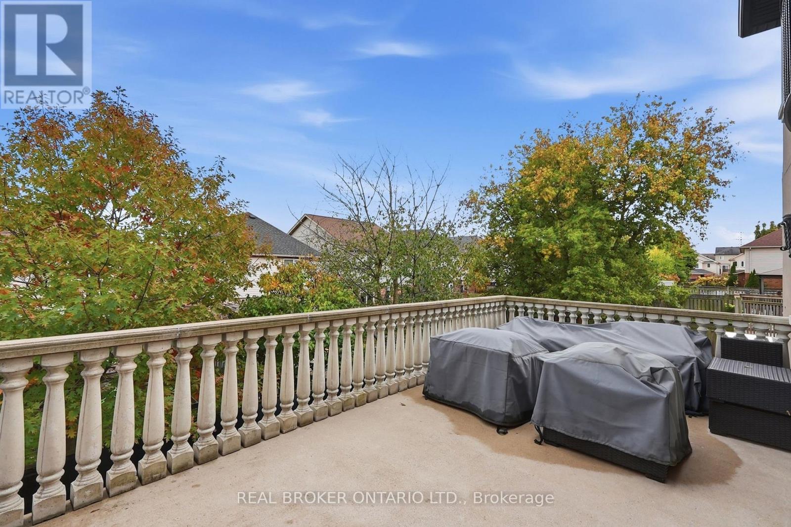 916 Foxbrook Court Property Photo 37