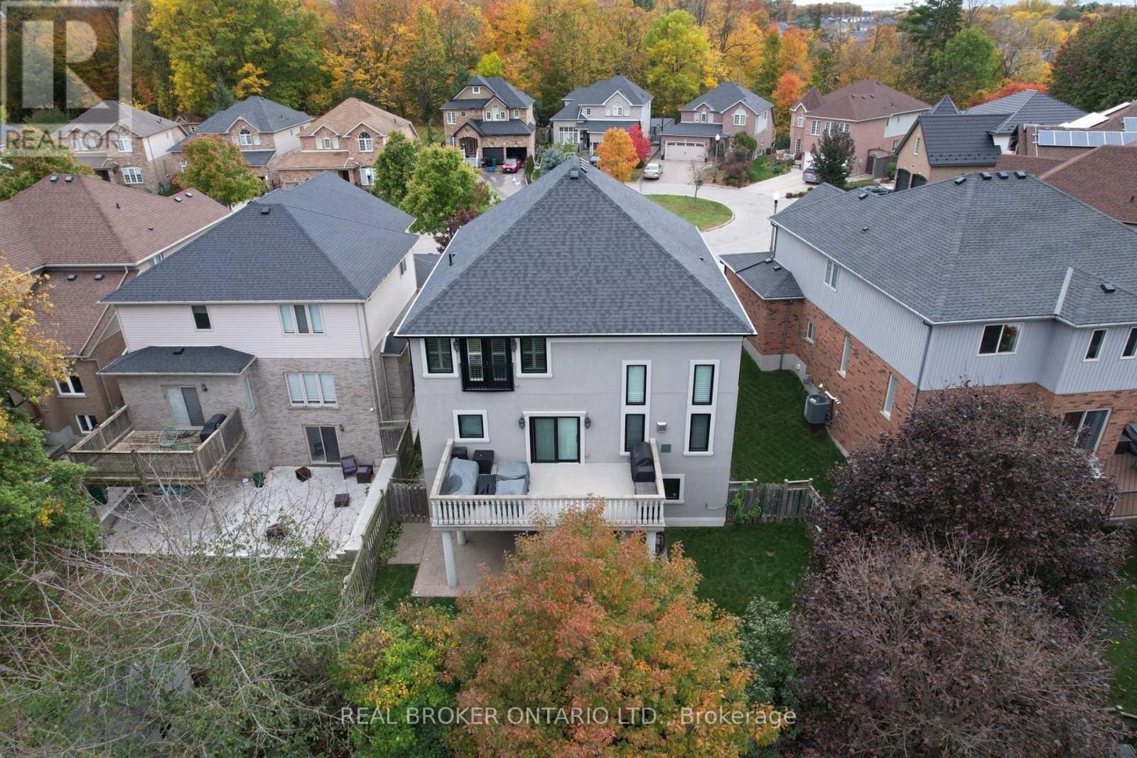 916 Foxbrook Court Property Photo 43