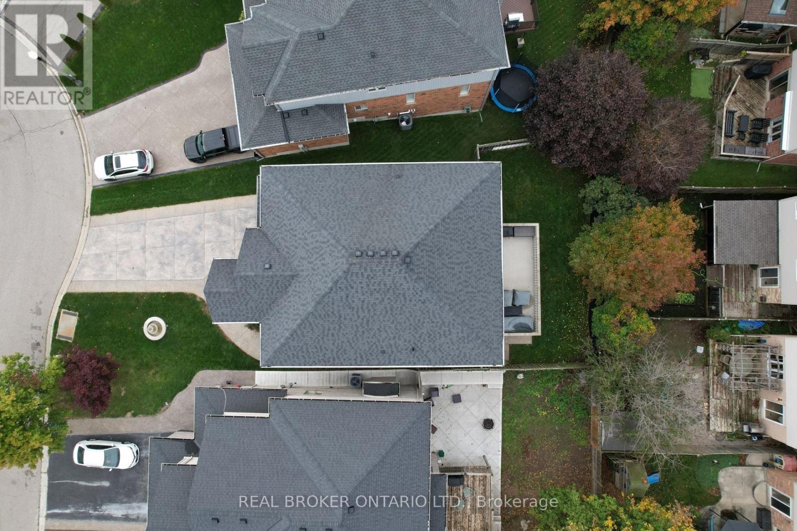 916 Foxbrook Court Property Photo 44