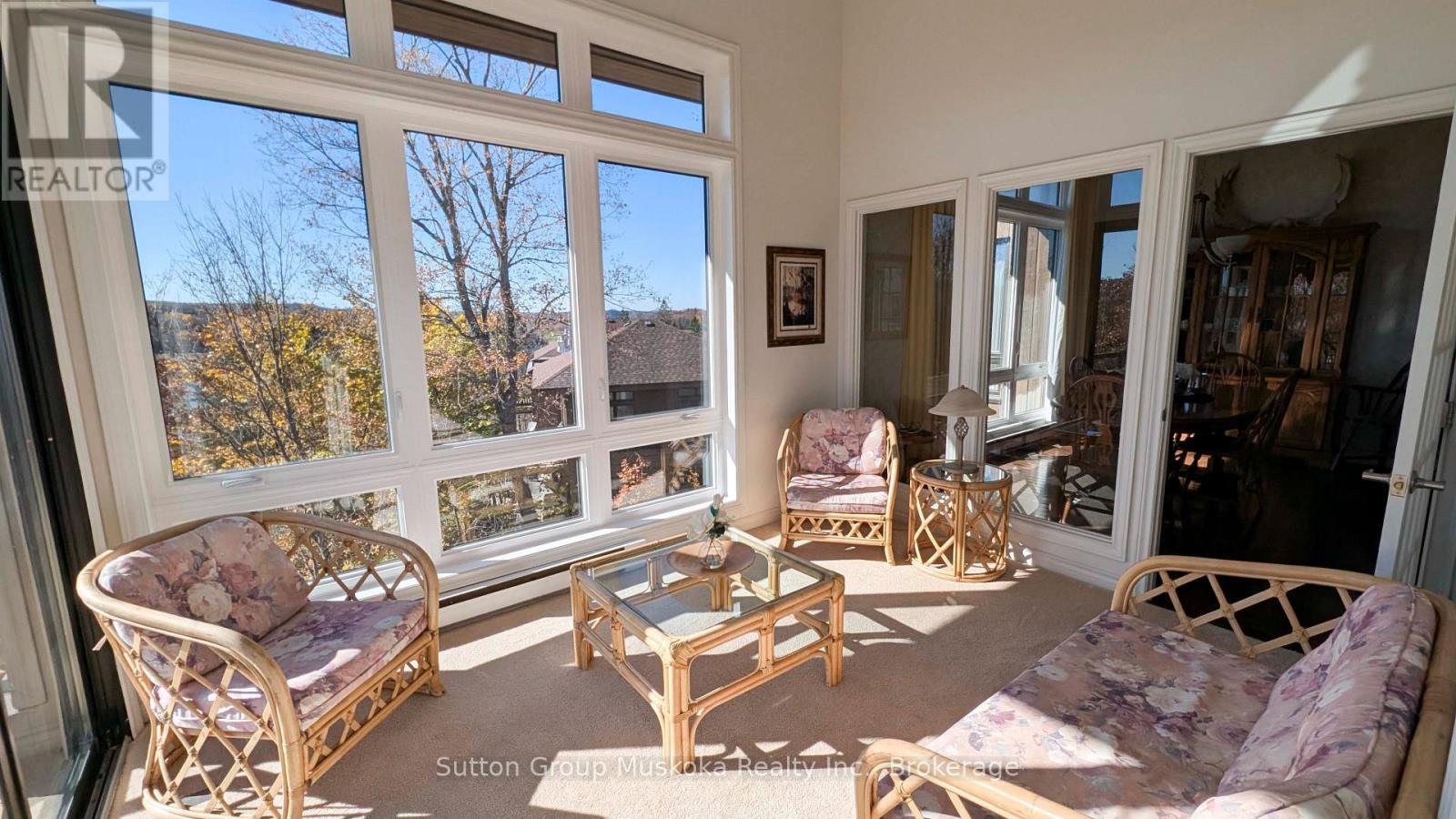 302 - 19 Oakridge - Deerhurst Drive Property Photo 9