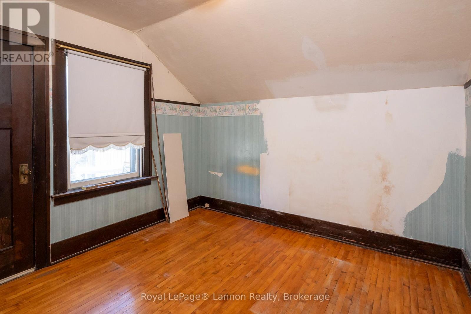 42 Gordon Avenue Property Photo 9