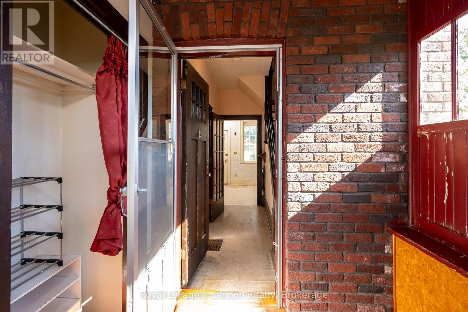 42 Gordon Avenue Property Photo 18