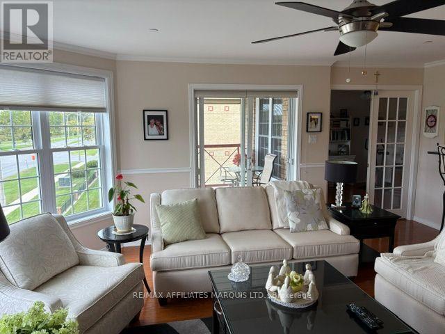 2 - 321 Water Street W Property Photo 6
