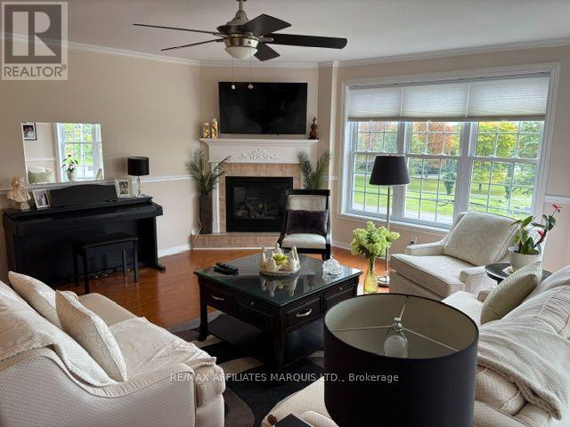 2 - 321 Water Street W Property Photo 11