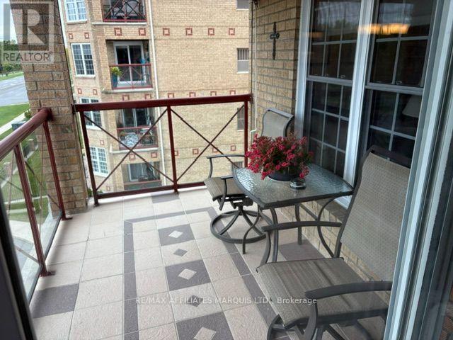 2 - 321 Water Street W Property Photo 18