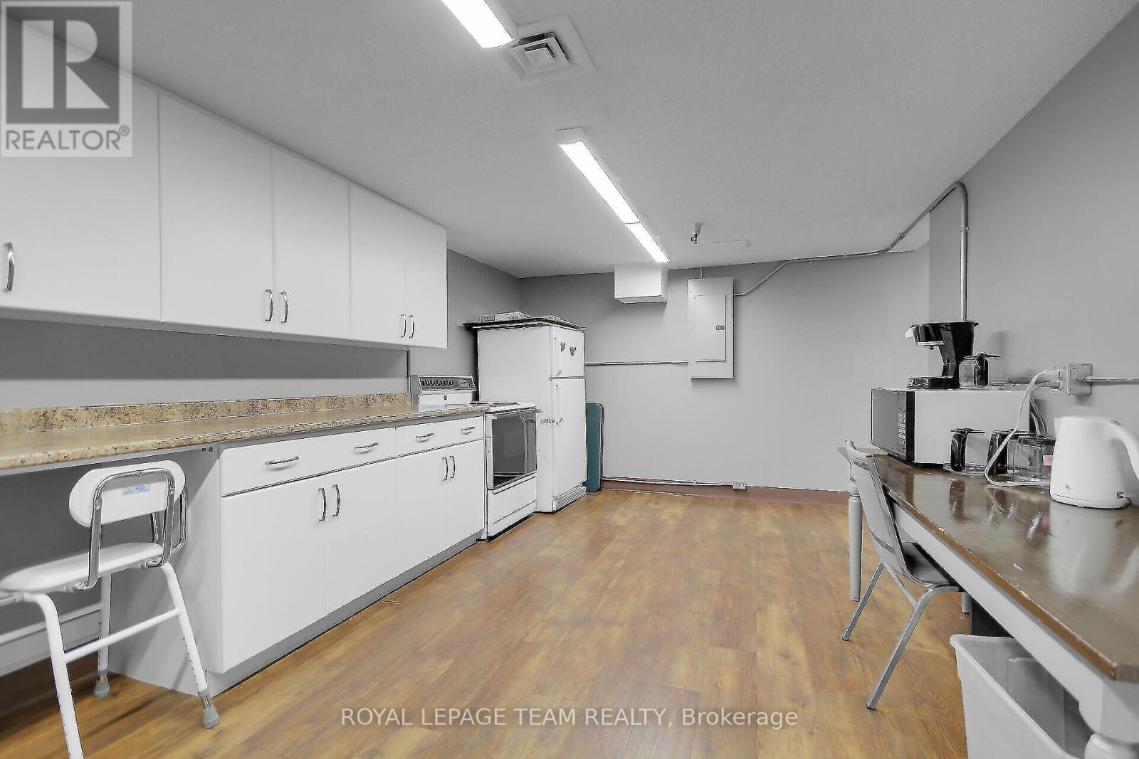 1016 - 1505 Baseline Road Property Photo 43