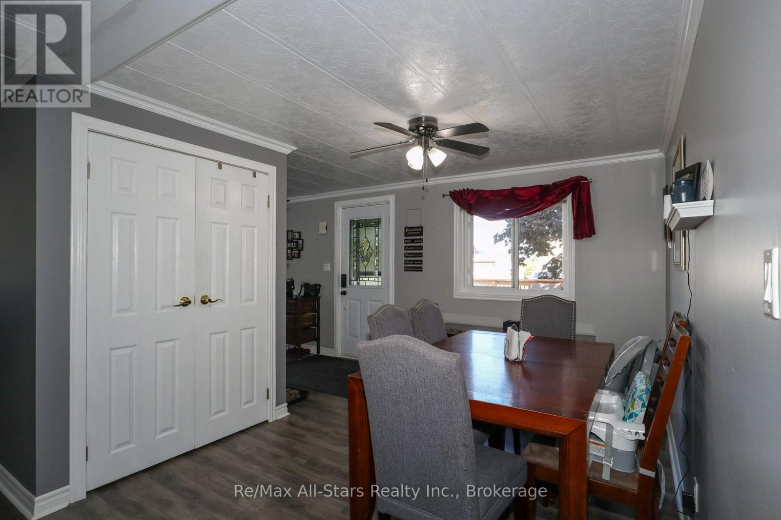 7 Cedar Street Property Photo 5