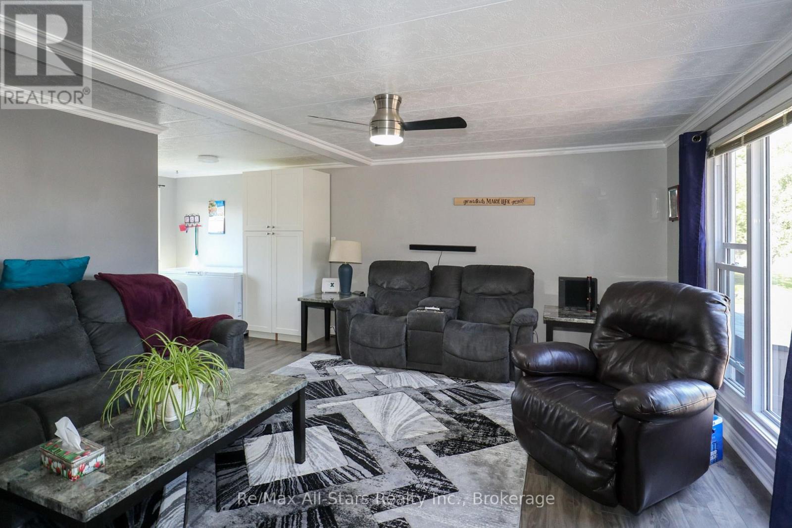 7 Cedar Street Property Photo 8