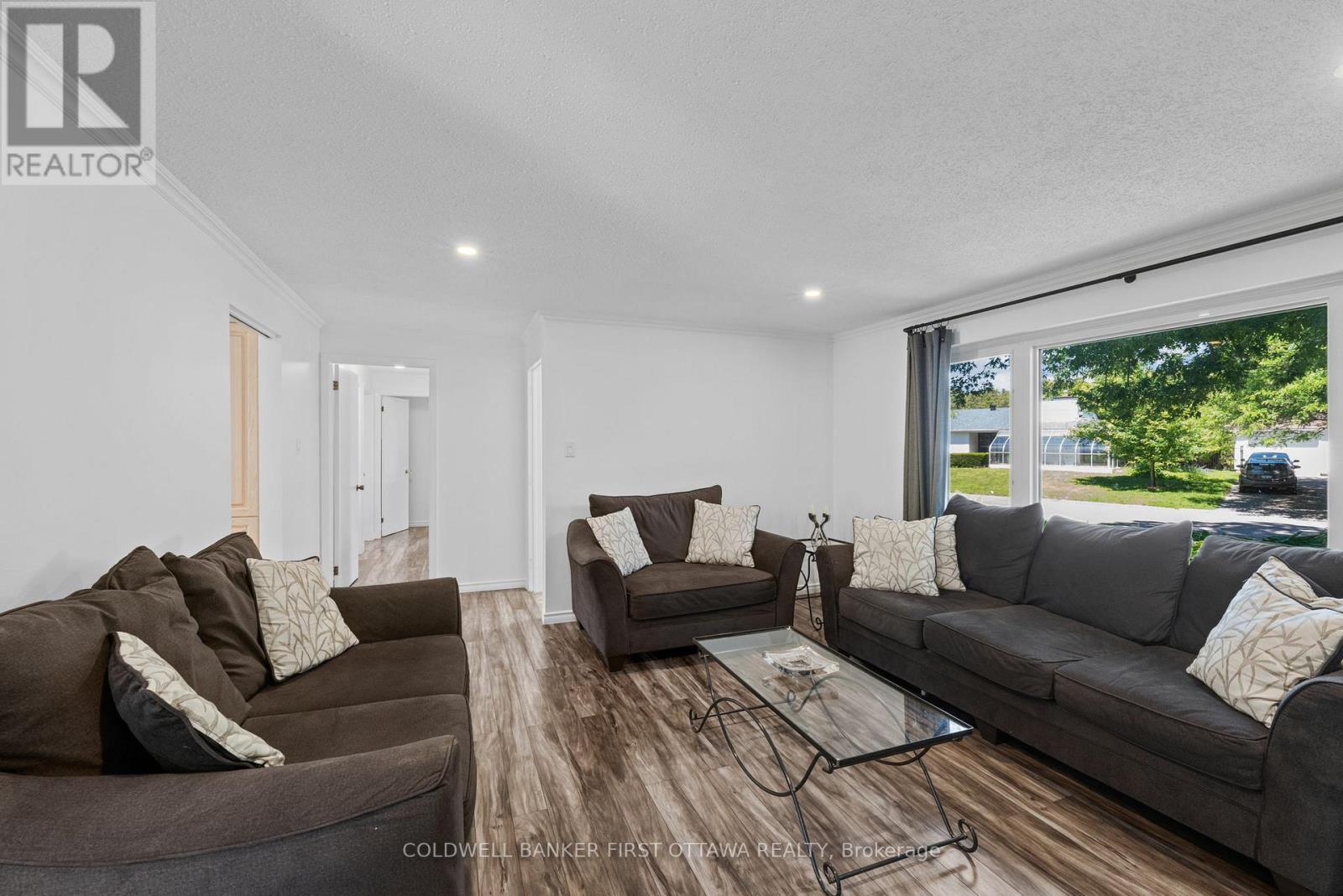 12 Bradgate Drive Property Photo 7