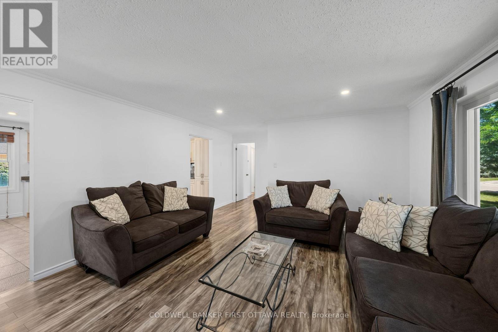 12 Bradgate Drive Property Photo 8