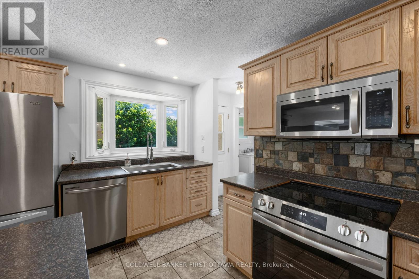 12 Bradgate Drive Property Photo 11