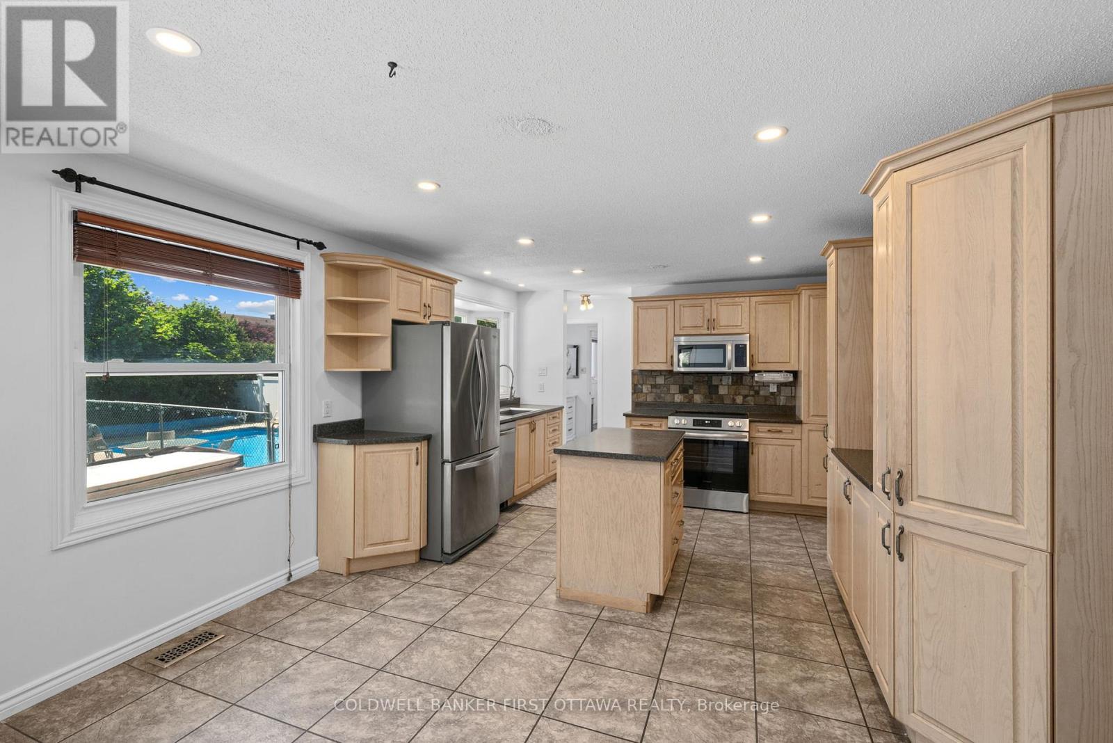 12 Bradgate Drive Property Photo 13