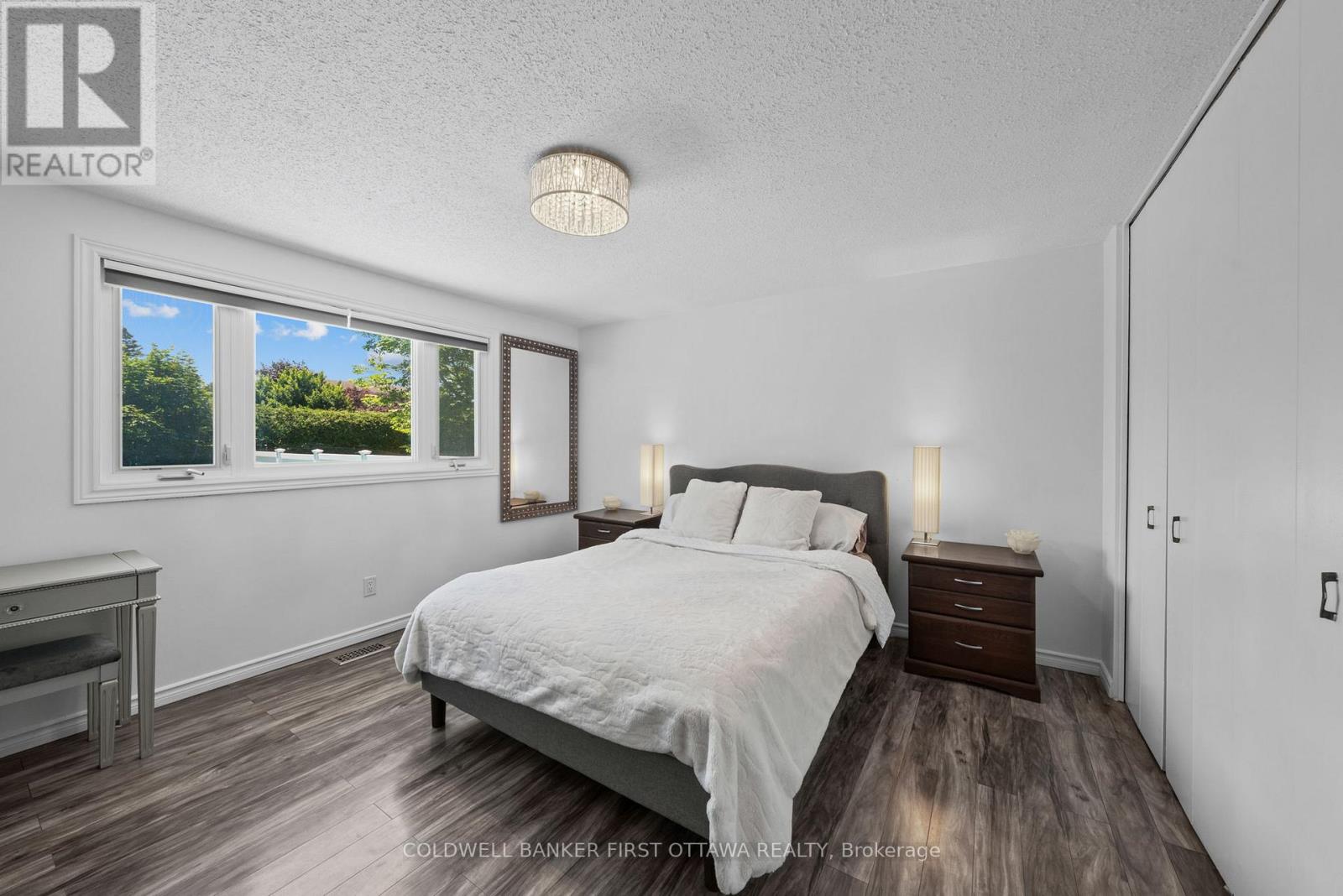 12 Bradgate Drive Property Photo 19