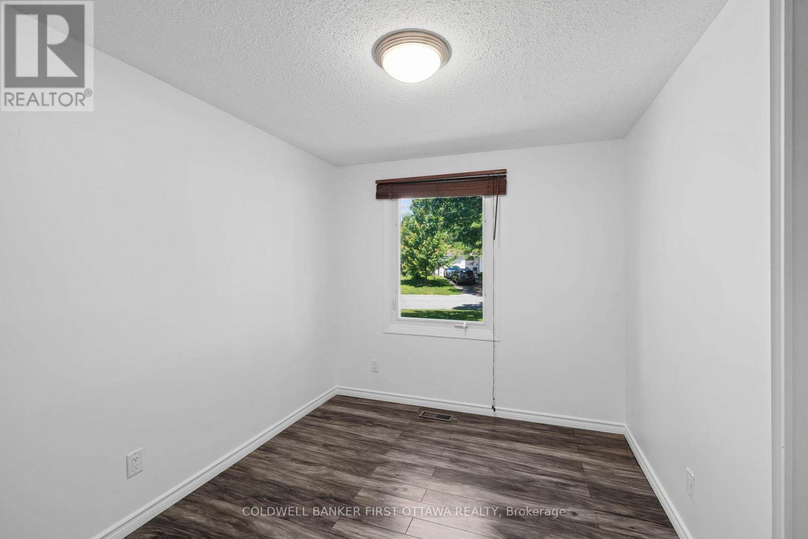 12 Bradgate Drive Property Photo 24
