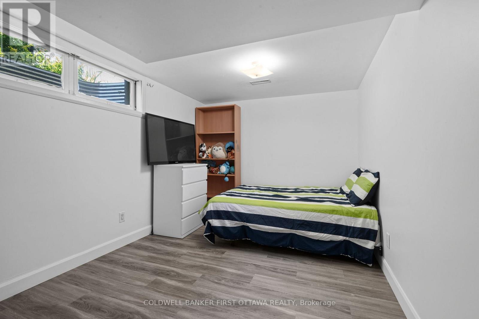 12 Bradgate Drive Property Photo 33