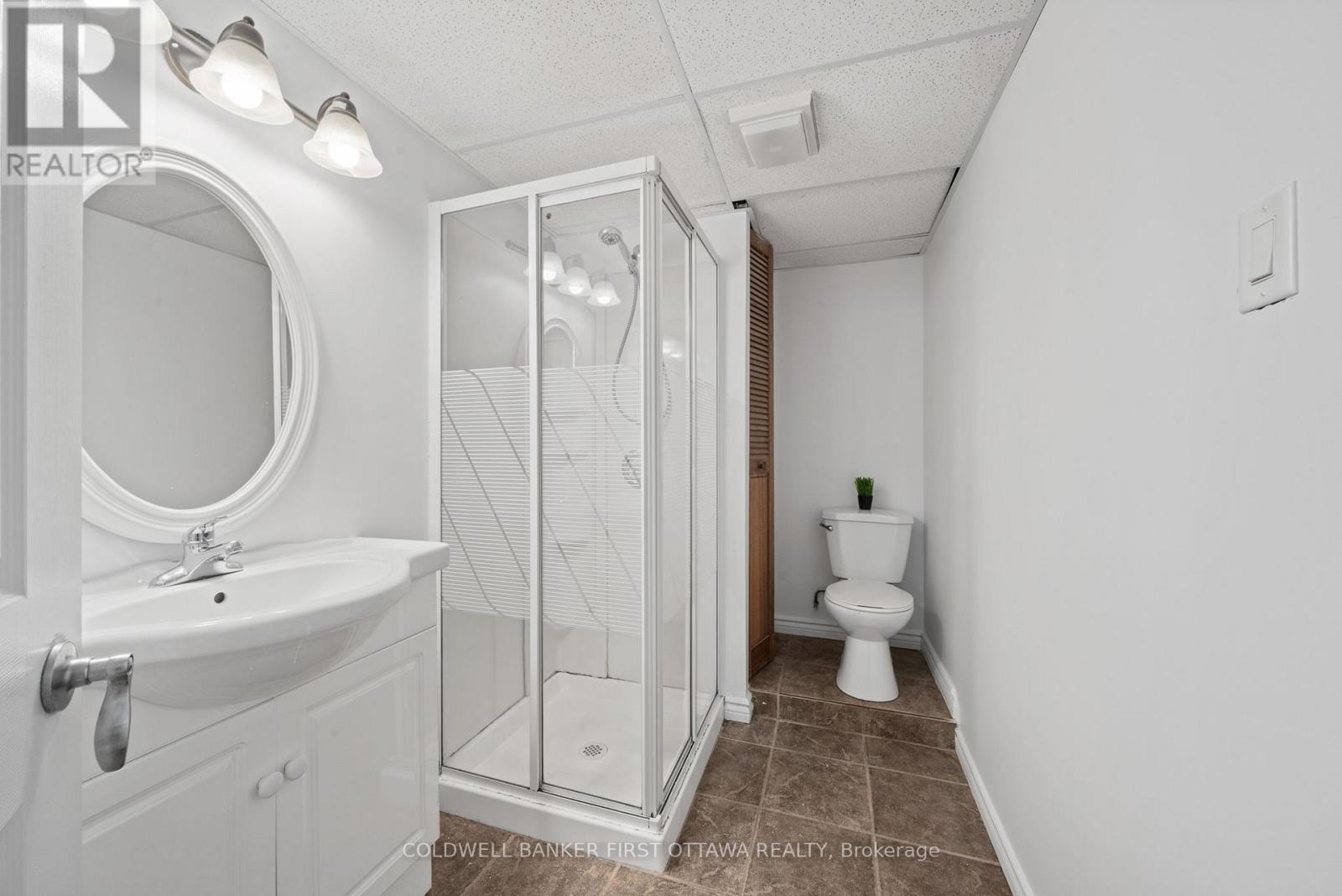 12 Bradgate Drive Property Photo 35