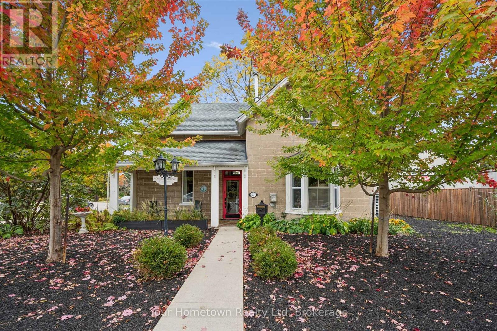 21 COLBORNE STREET Property Photo 1