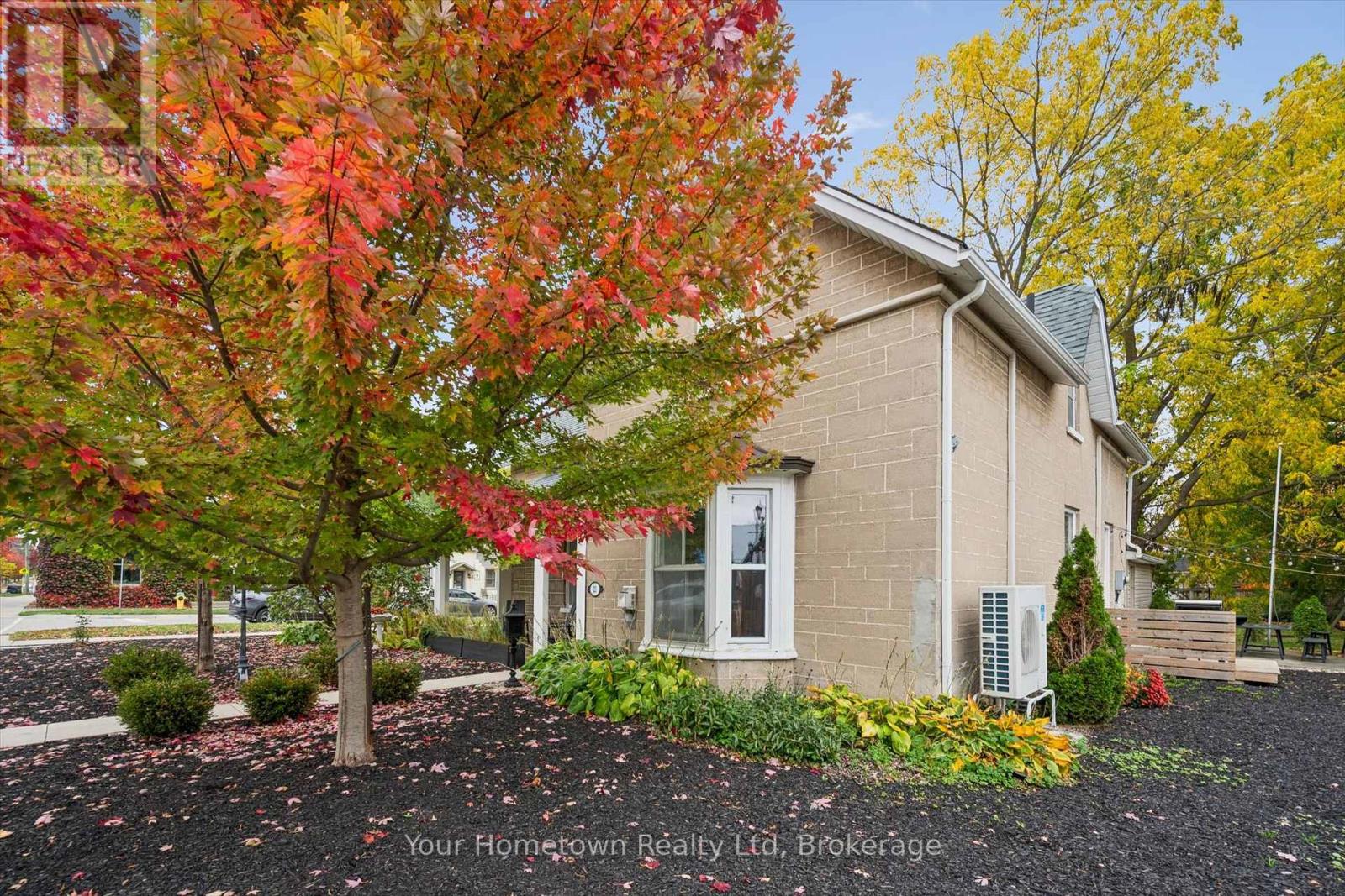 21 Colborne Street Property Photo 4