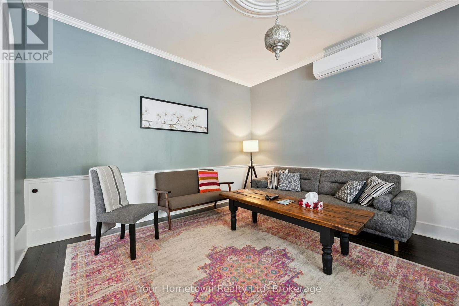 21 Colborne Street Property Photo 10
