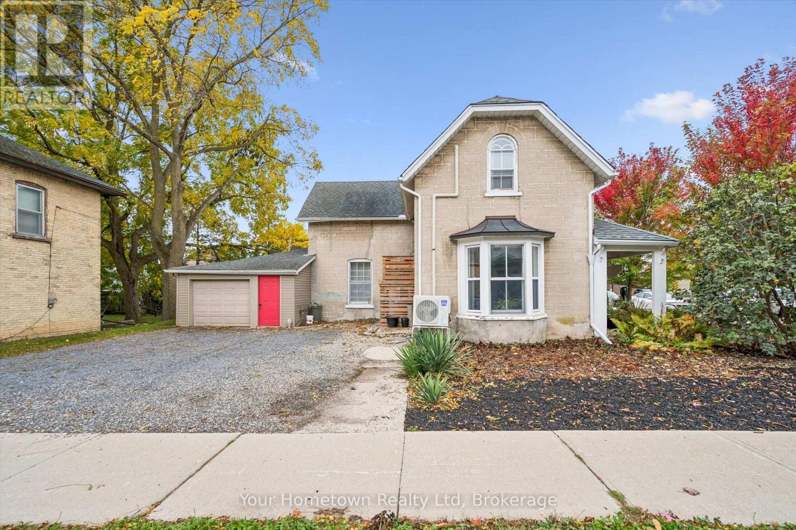 21 Colborne Street Property Photo 35