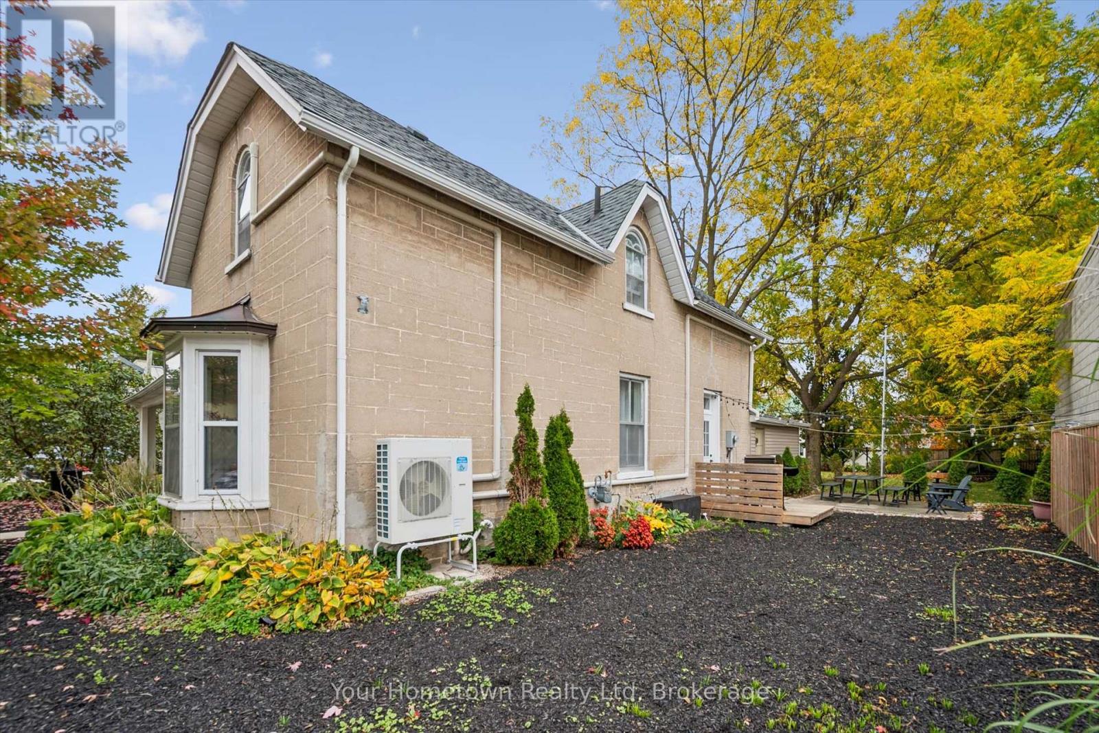 21 Colborne Street Property Photo 36