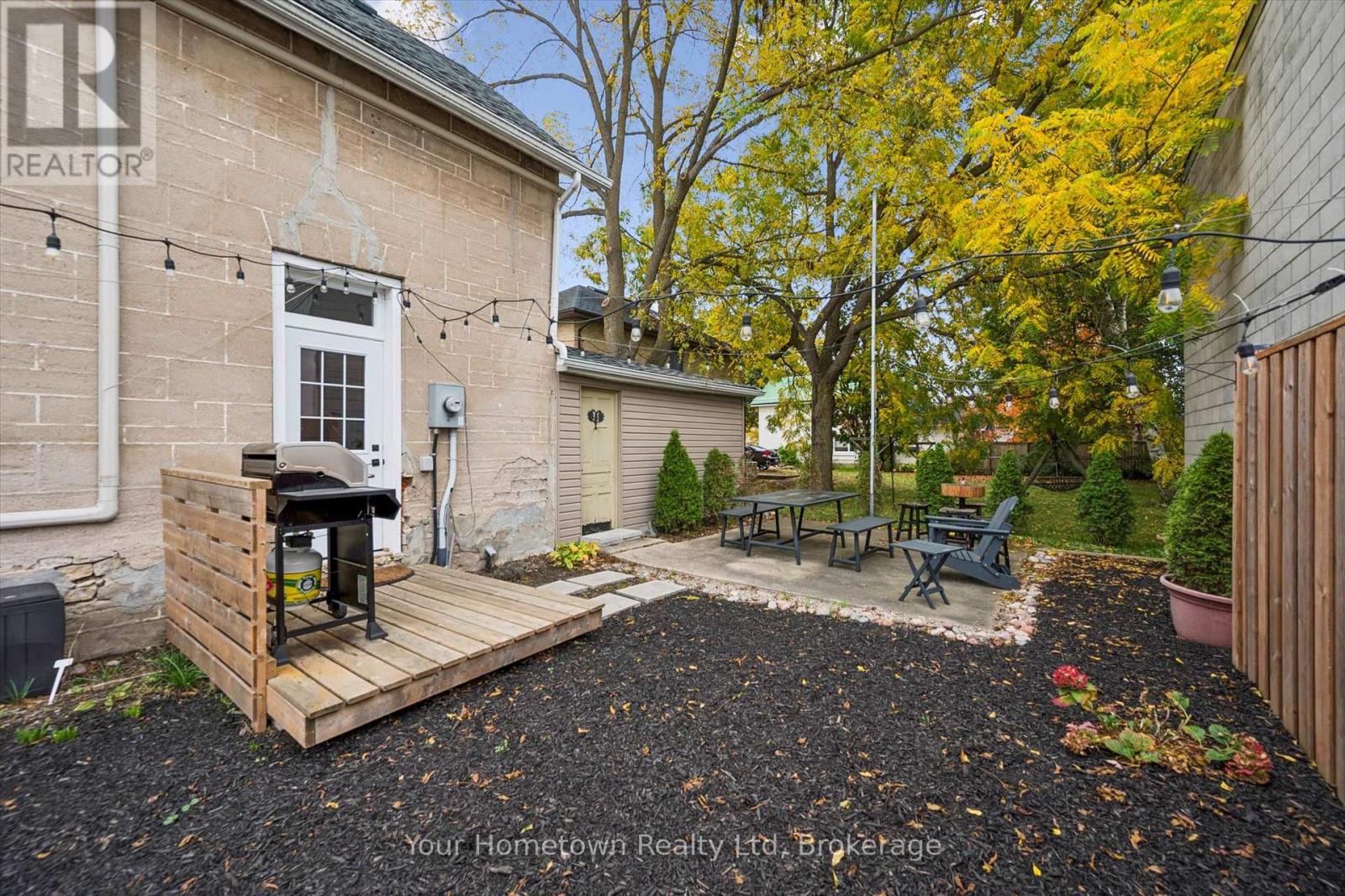 21 Colborne Street Property Photo 37