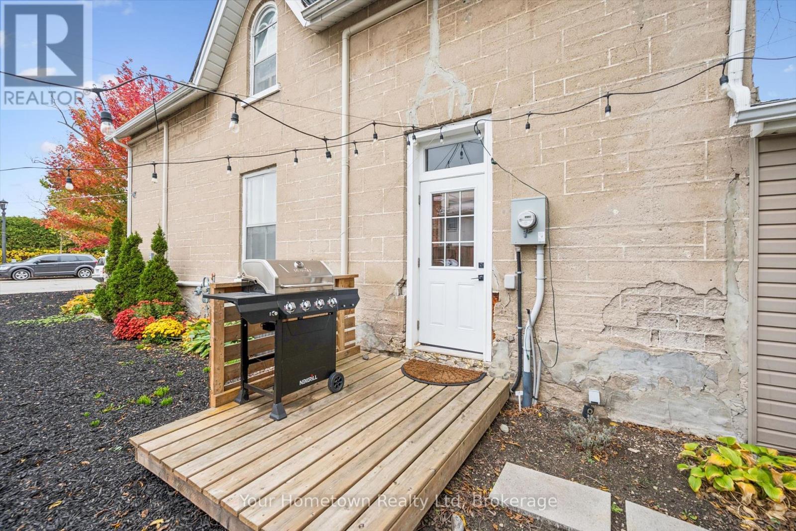 21 Colborne Street Property Photo 39