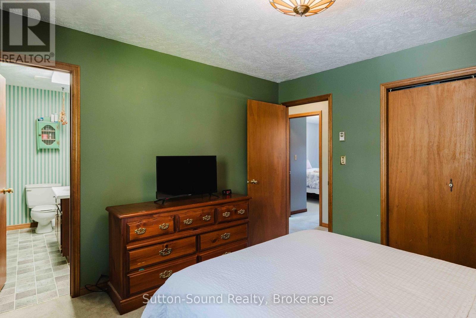 719 Mcnaughton Street Property Photo 14