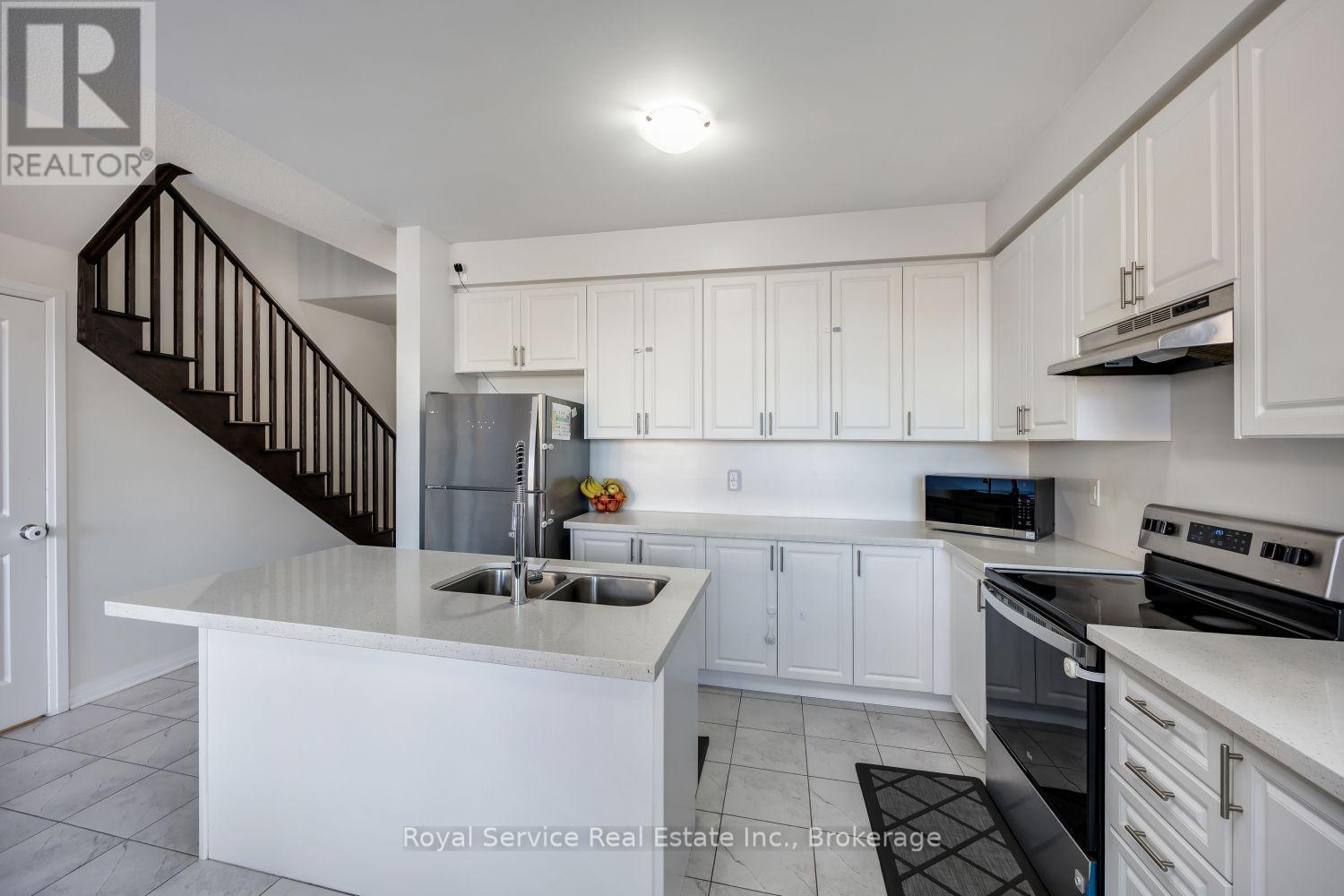 3 Horizon Avenue Property Photo 11