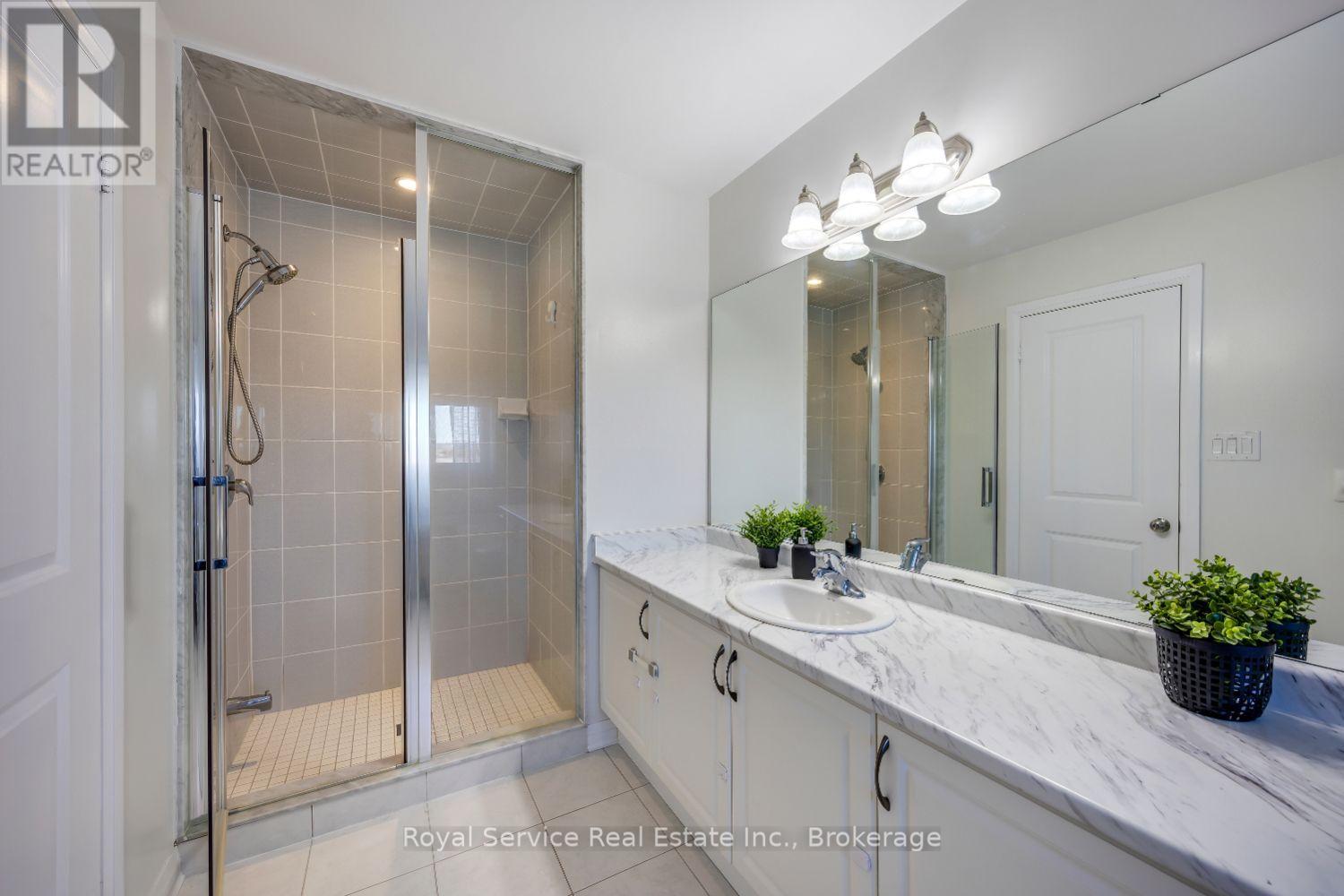 3 Horizon Avenue Property Photo 22