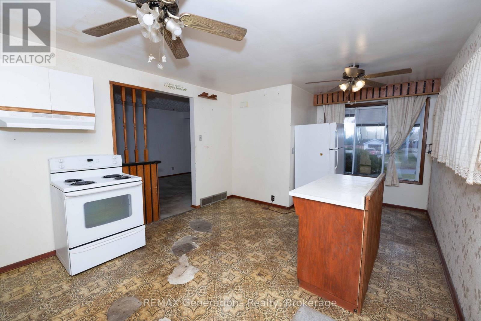 316 Rita Street Property Photo 6