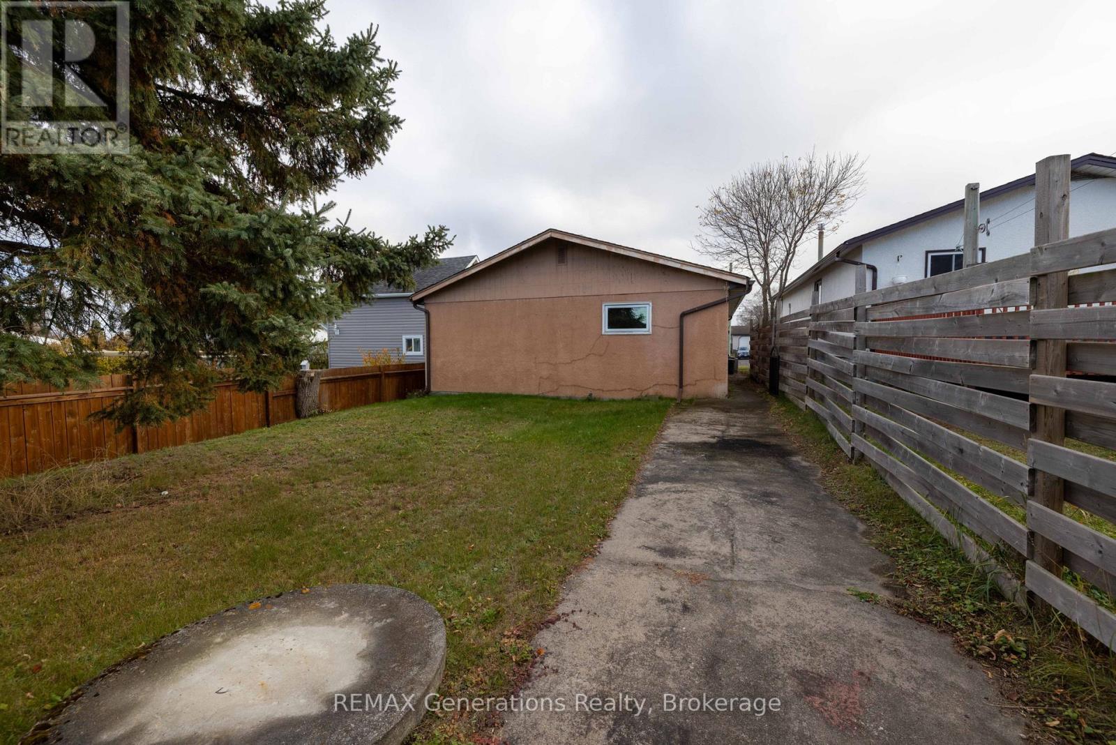 316 Rita Street Property Photo 21