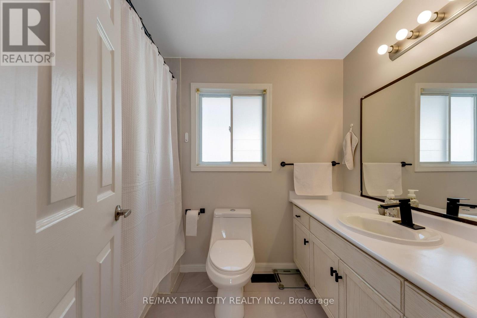 268 Keewatin Avenue Property Photo 21