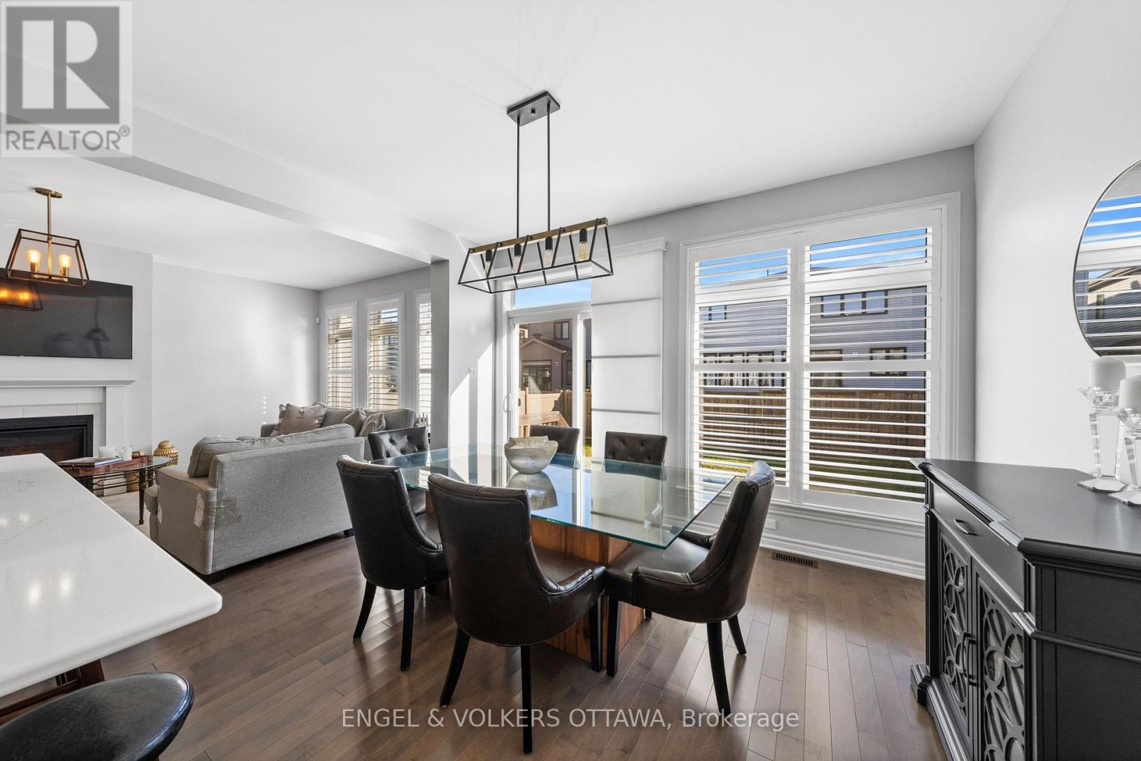 633 Moonflower Crescent Property Photo 13