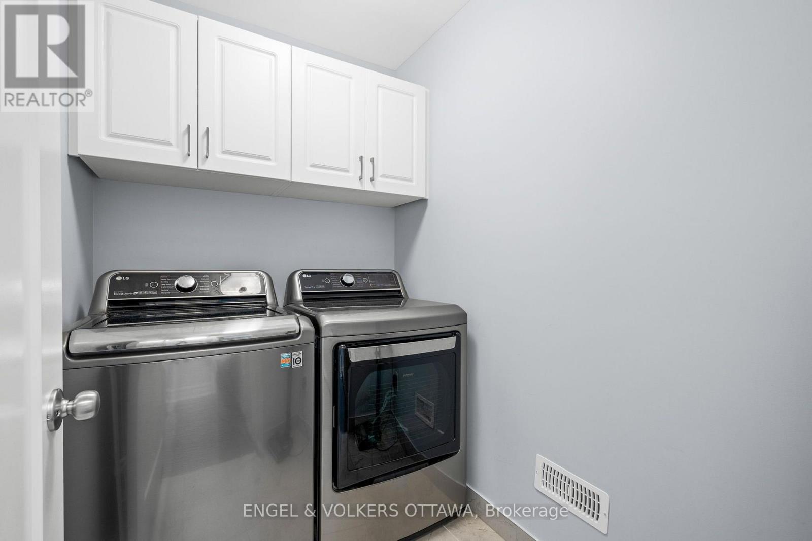 633 Moonflower Crescent Property Photo 27