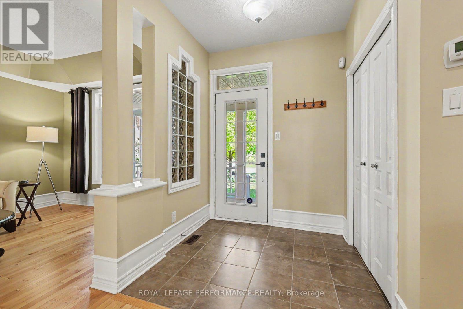 1033 Red Spruce Street Property Photo 16